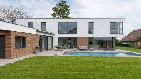 Fenêtres en aluminium sur-mesure à Technilux